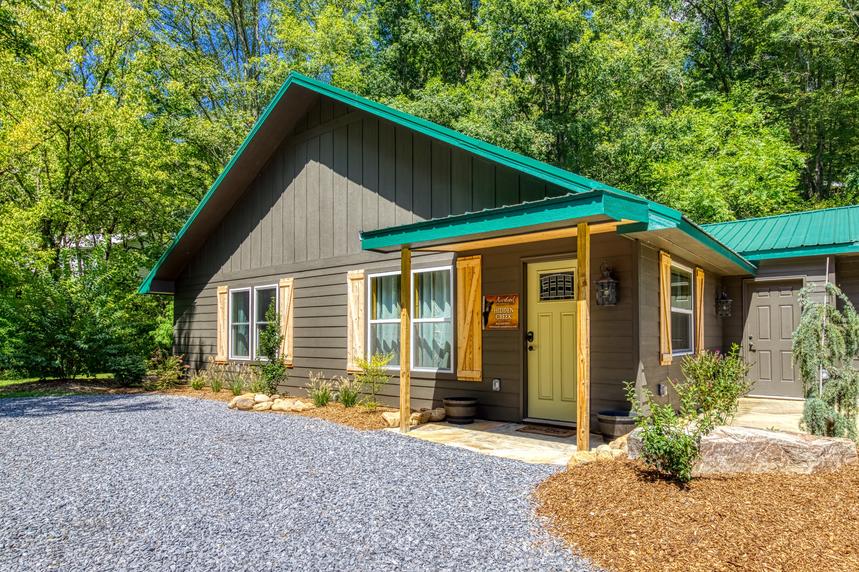 Hidden Creek Cottage